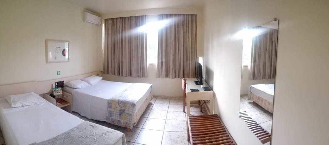 Hotel Harbor Inn Londrina Exteriör bild