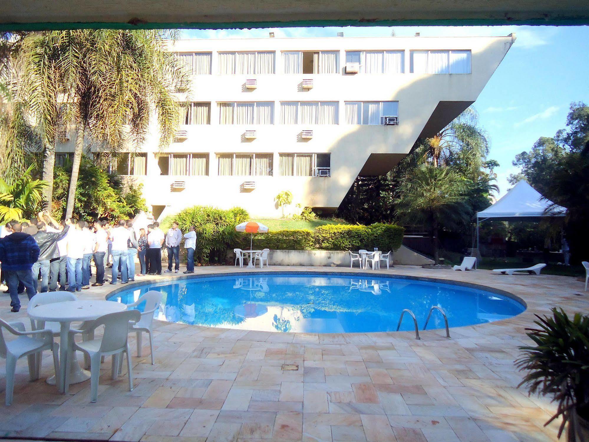 Hotel Harbor Inn Londrina Exteriör bild